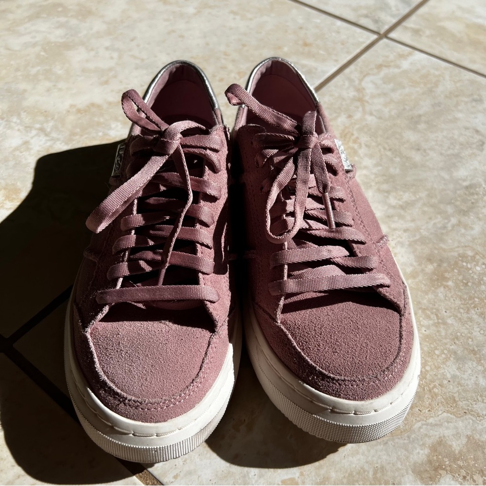 UGG suede pink sneakers